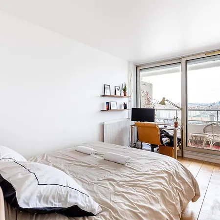 Guestready - High-rise Haven With Attractive Views * Parijs