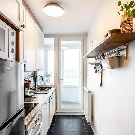 Guestready - High-rise Haven With Attractive Views Appartement Parijs